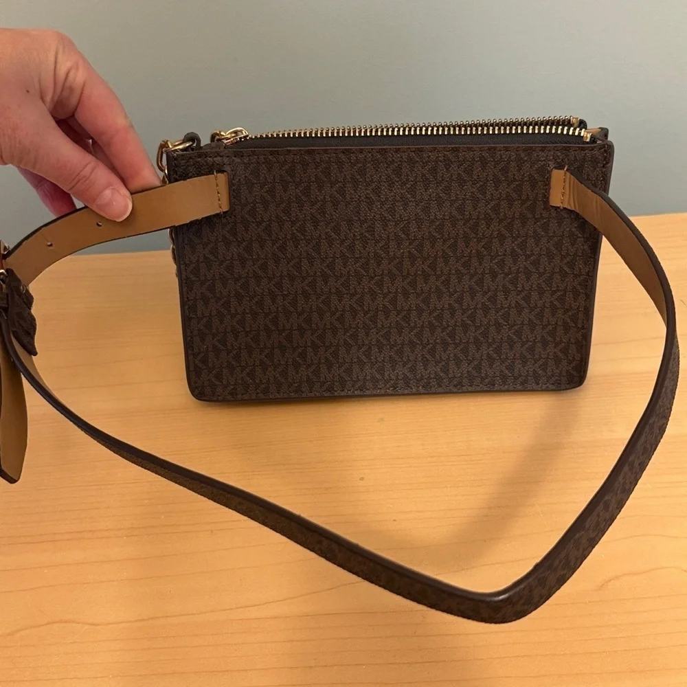 MICHAEL KORS signature logo belt bag Gold chain Brown Fanny Pack Small